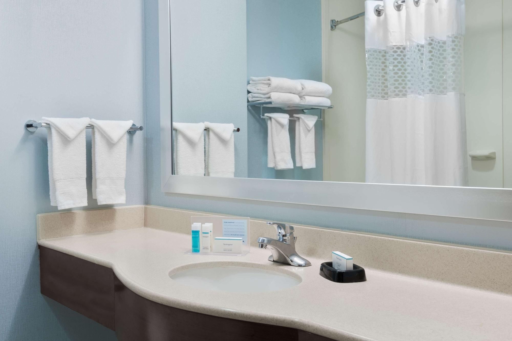Hampton Inn Boston Bedford Burlington Білріка Екстер'єр фото